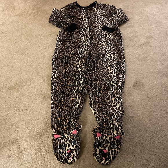 Nick & Nora Other - Nick & Nora Leopard Zip Up  Adult Medium‎ One Piece Fleece Cat Footie Pajamas